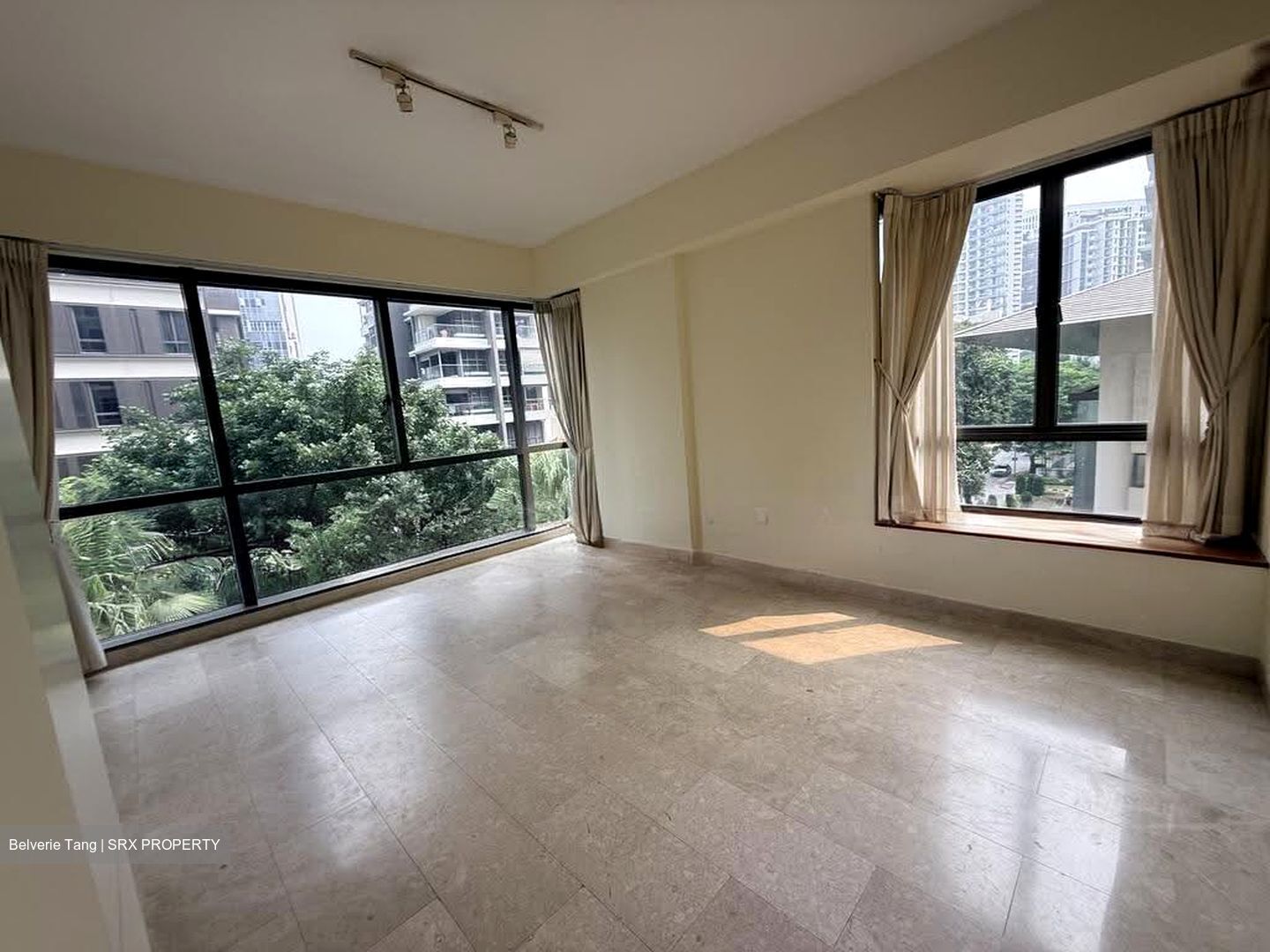 38 Amber (D15), Condominium #619510781